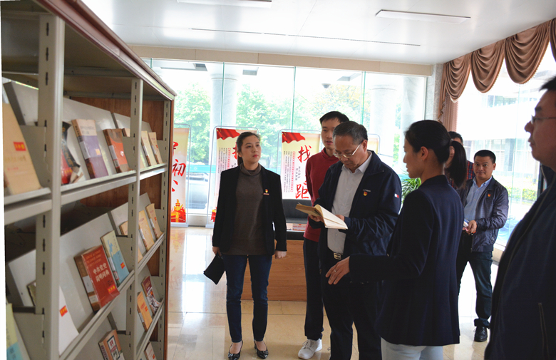 dsc_4926_����.jpg dsc_4926_����.jpg