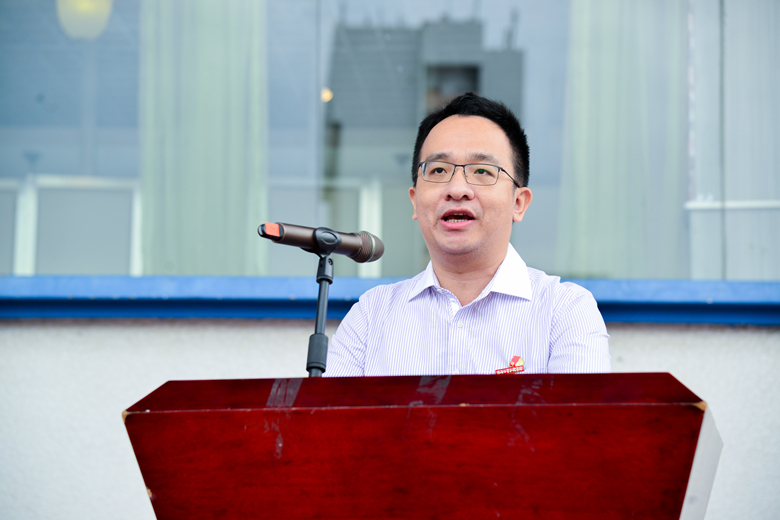 d8a_5574_副本.jpg d8a_5574_副本.jpg