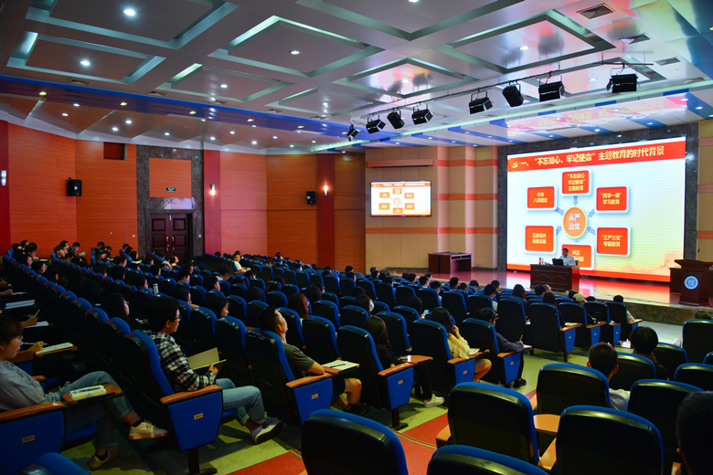 d8a_8310_副本.jpg d8a_8310_副本.jpg