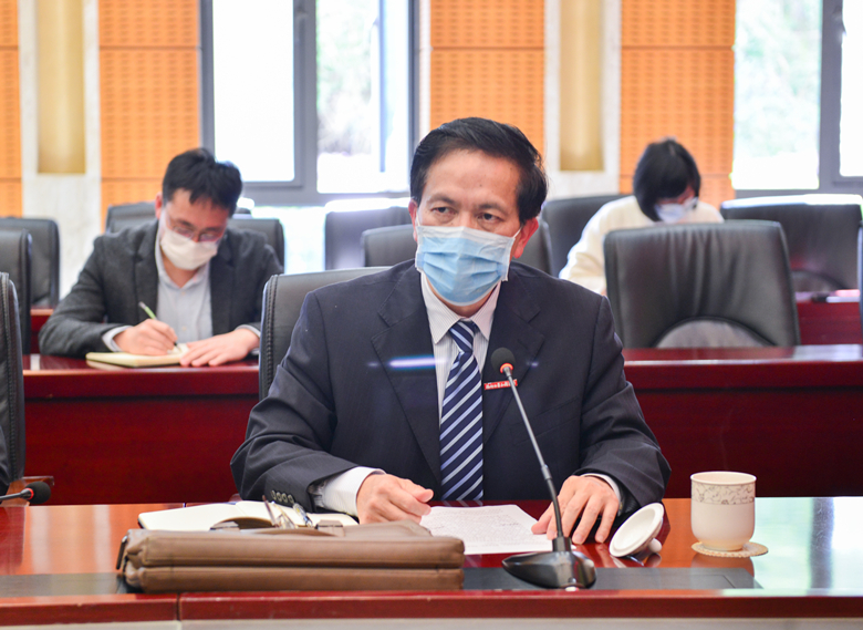 d8a_2747_副本.jpg d8a_2747_副本.jpg